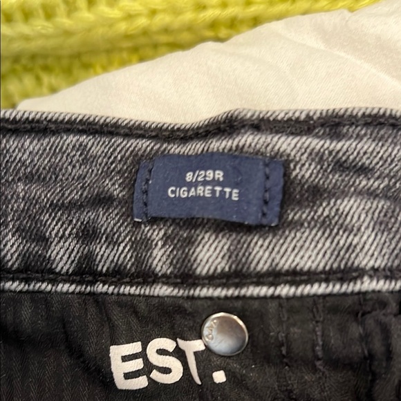 Gap 1968 Dark Grey cigarette Leg Jeans with Distressed Hem -size 8 - Picture 4 of 4